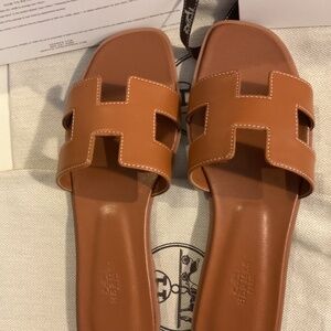 NEW WITH BOX HERMES BROWN CALFSKIN SANDALS SIZE 7.5